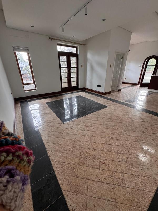 To Let 2 Bedroom Property for Rent in Bedfordview Gauteng