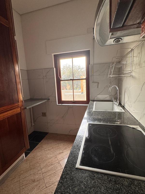 To Let 2 Bedroom Property for Rent in Bedfordview Gauteng