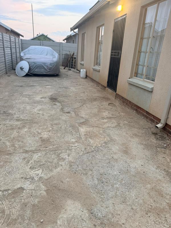 3 Bedroom Property for Sale in Sky City Gauteng