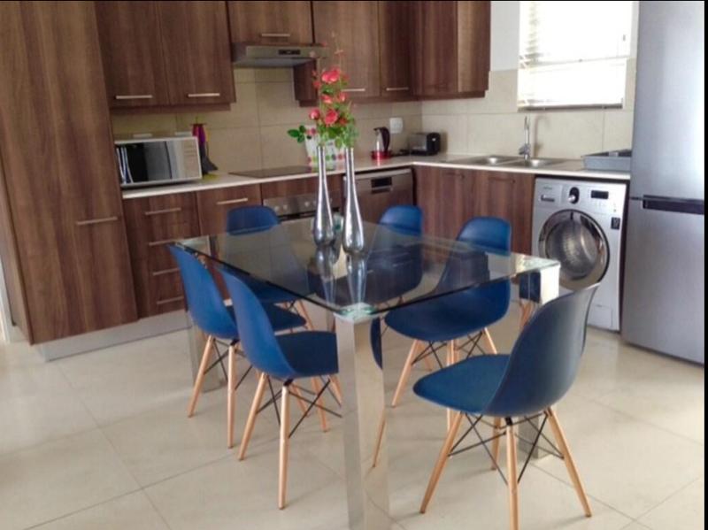 To Let 2 Bedroom Property for Rent in Sandown Gauteng