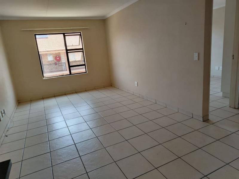 To Let 2 Bedroom Property for Rent in Kosmosdal Gauteng