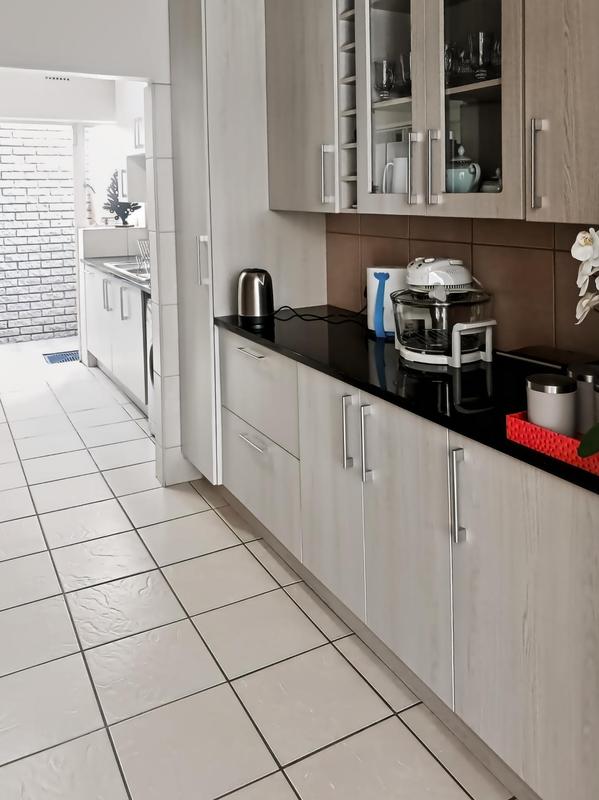 3 Bedroom Property for Sale in Bramley Park Gauteng