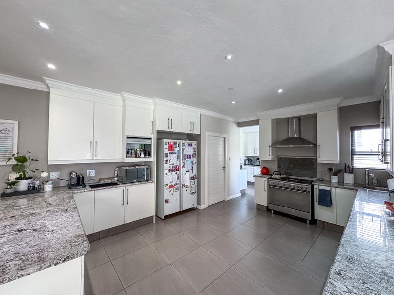 4 Bedroom Property for Sale in Midlands Estate Gauteng