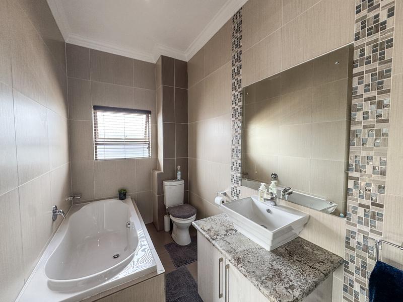 4 Bedroom Property for Sale in Midlands Estate Gauteng