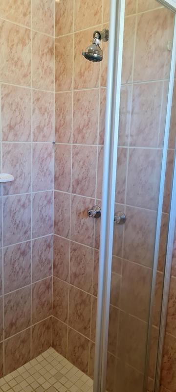 To Let 3 Bedroom Property for Rent in Glen Marais Gauteng