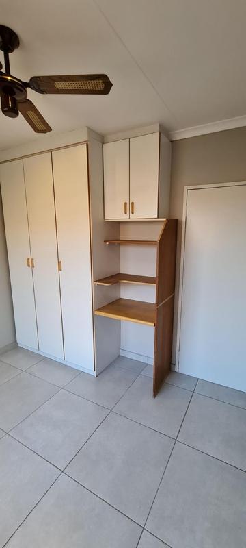 To Let 3 Bedroom Property for Rent in Glen Marais Gauteng
