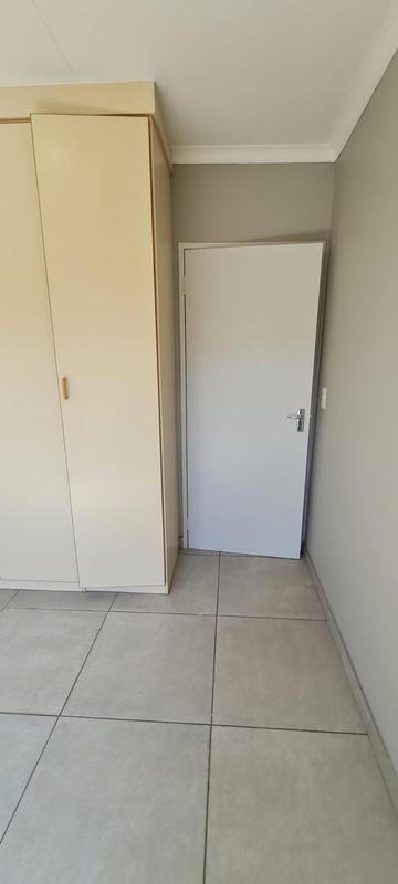 To Let 3 Bedroom Property for Rent in Glen Marais Gauteng