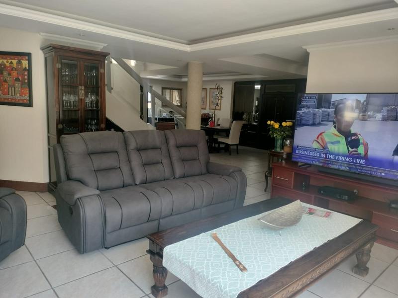 3 Bedroom Property for Sale in Brummeria Gauteng
