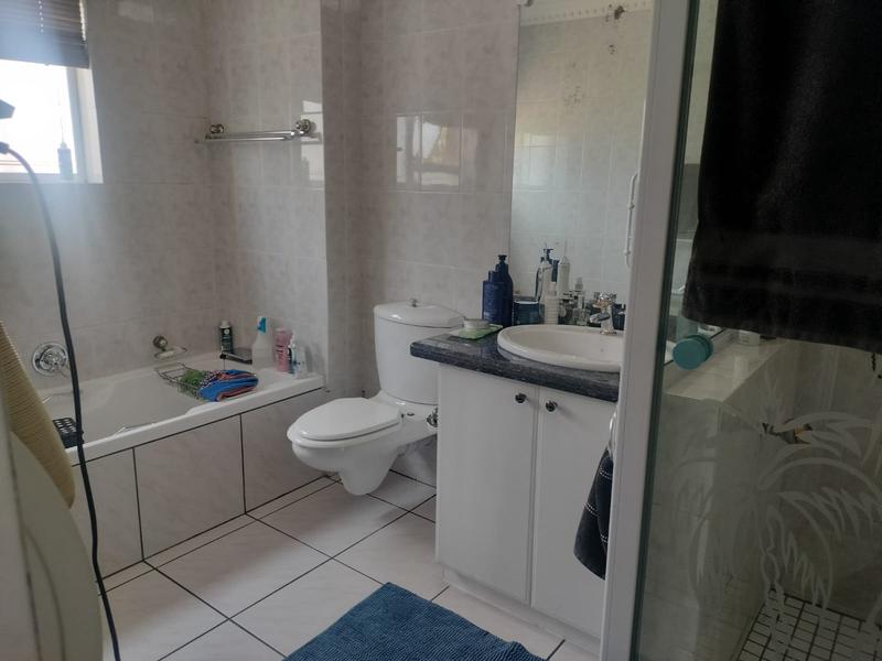3 Bedroom Property for Sale in Brummeria Gauteng