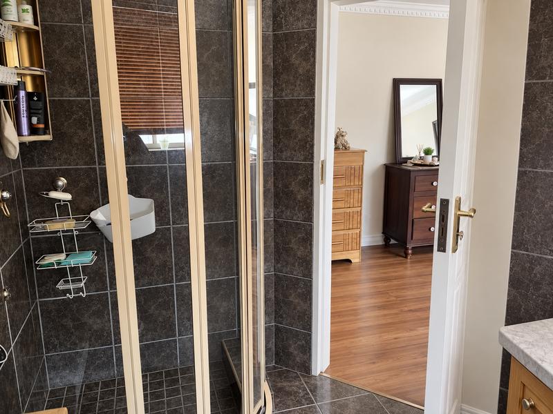 3 Bedroom Property for Sale in Brummeria Gauteng