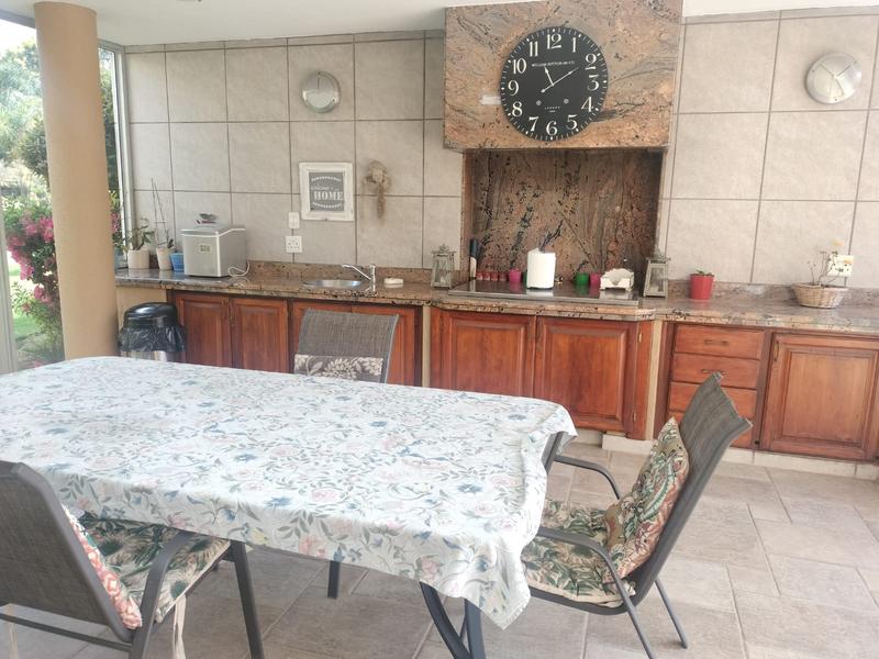 3 Bedroom Property for Sale in Brummeria Gauteng