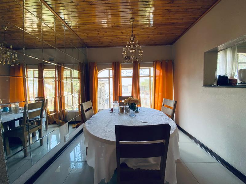 5 Bedroom Property for Sale in Bassonia Gauteng