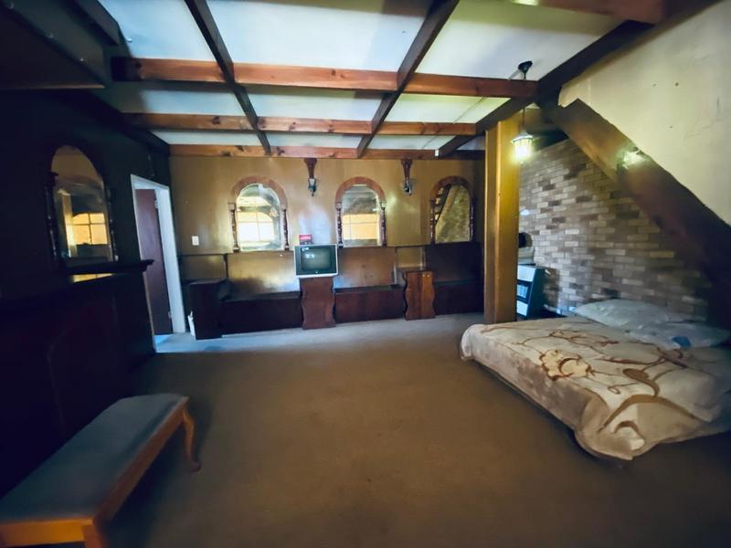 5 Bedroom Property for Sale in Bassonia Gauteng