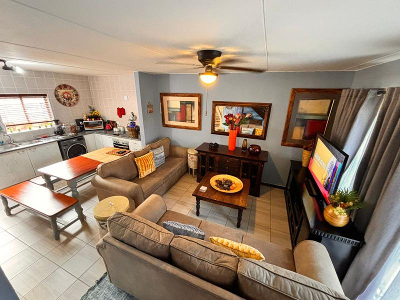 2 Bedroom Property for Sale in Florida Glen Gauteng