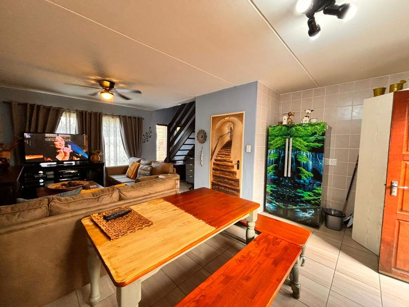 2 Bedroom Property for Sale in Florida Glen Gauteng
