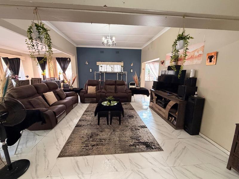 4 Bedroom Property for Sale in Three Rivers Gauteng