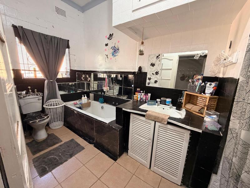 4 Bedroom Property for Sale in Three Rivers Gauteng