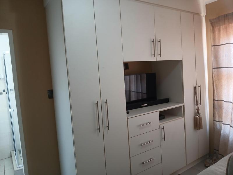 4 Bedroom Property for Sale in Hesteapark Gauteng