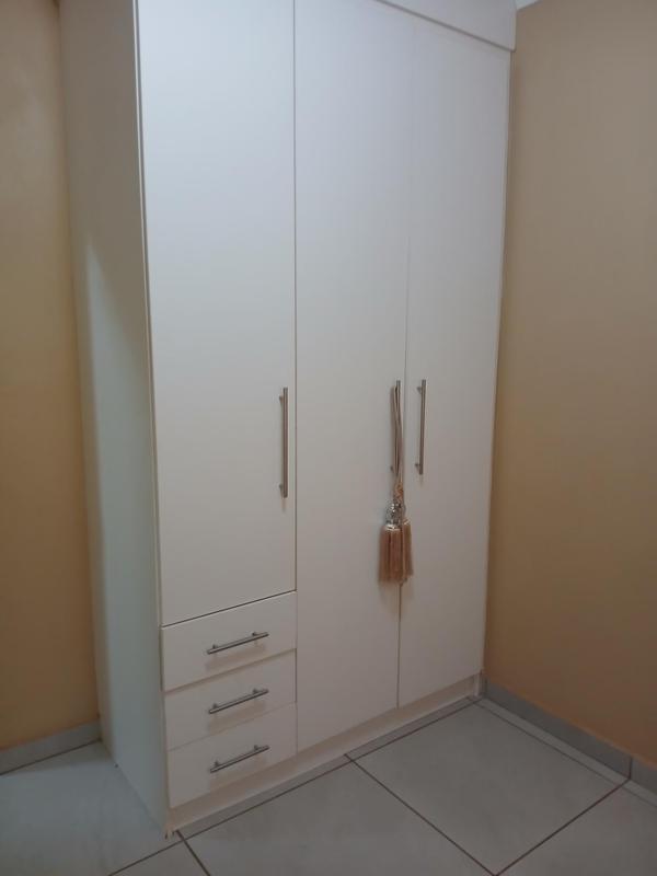 4 Bedroom Property for Sale in Hesteapark Gauteng