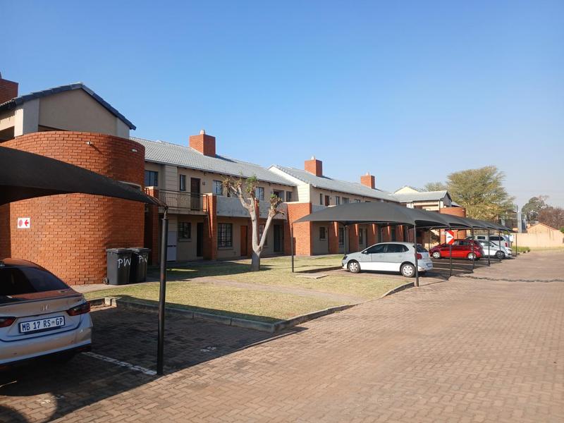 1 Bedroom Property for Sale in The Orchards Gauteng