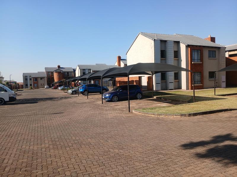 1 Bedroom Property for Sale in The Orchards Gauteng