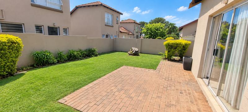 3 Bedroom Property for Sale in Heuwelsig Estate Gauteng