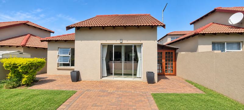 3 Bedroom Property for Sale in Heuwelsig Estate Gauteng