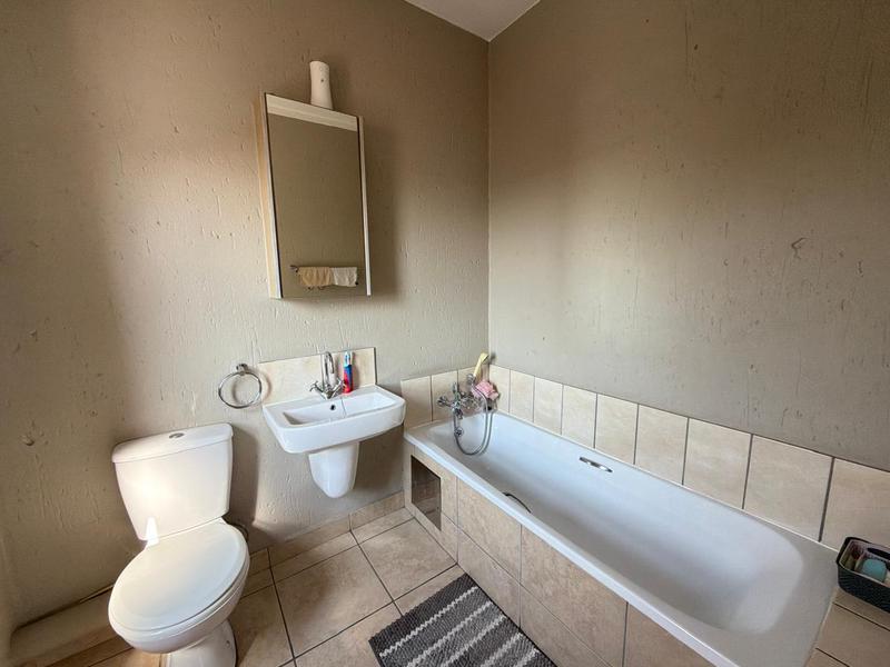 2 Bedroom Property for Sale in Ferndale Gauteng