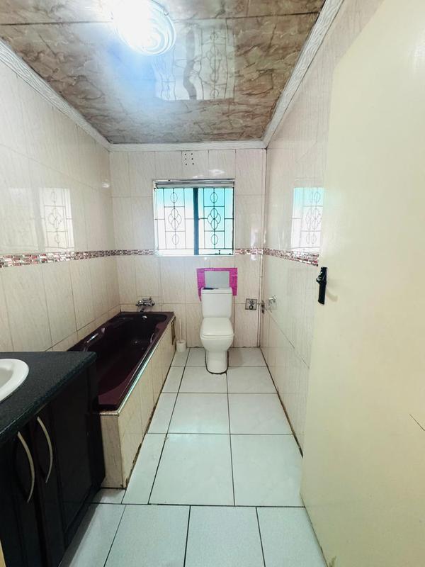 3 Bedroom Property for Sale in Protea Glen Gauteng