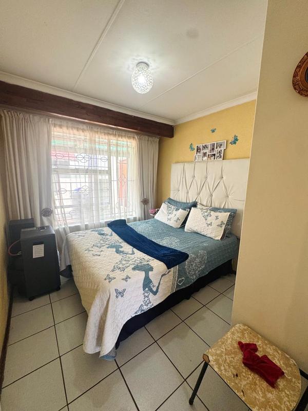 3 Bedroom Property for Sale in Protea Glen Gauteng