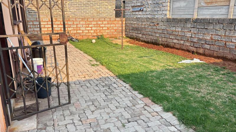 To Let 2 Bedroom Property for Rent in Alliance Gauteng