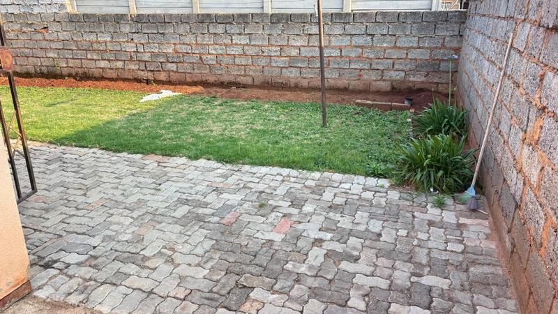 To Let 2 Bedroom Property for Rent in Alliance Gauteng