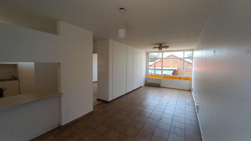 1 Bedroom Property for Sale in Mountain View Gauteng