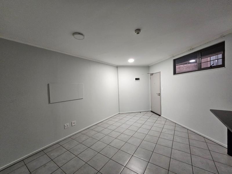 To Let 2 Bedroom Property for Rent in Florida Gauteng