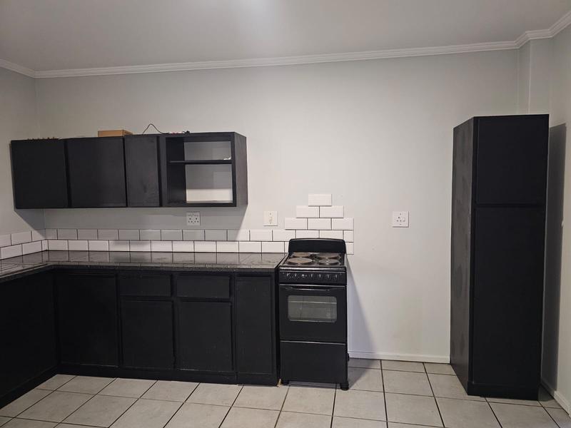 To Let 2 Bedroom Property for Rent in Florida Gauteng