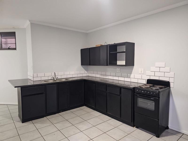 To Let 2 Bedroom Property for Rent in Florida Gauteng