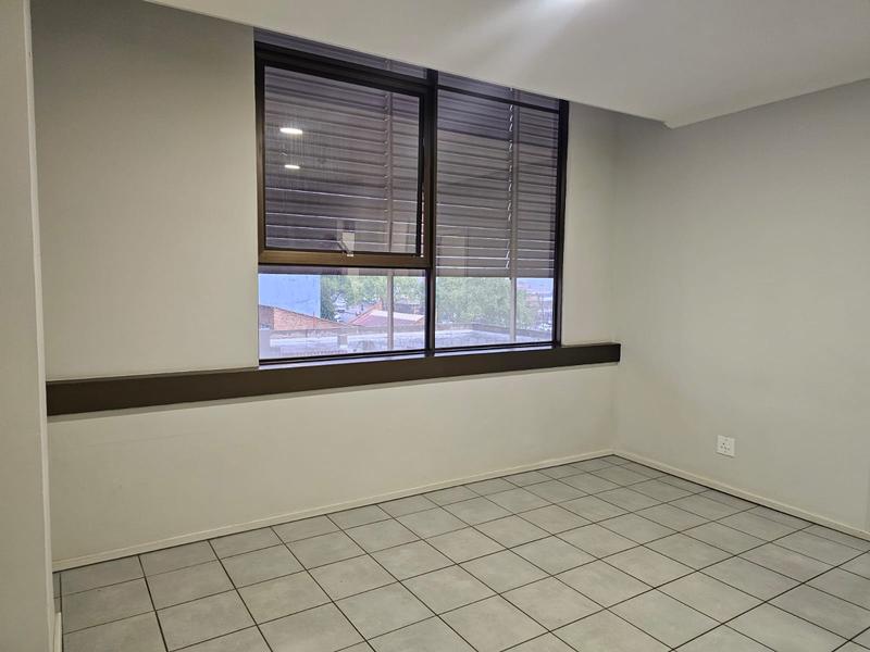 To Let 2 Bedroom Property for Rent in Florida Gauteng