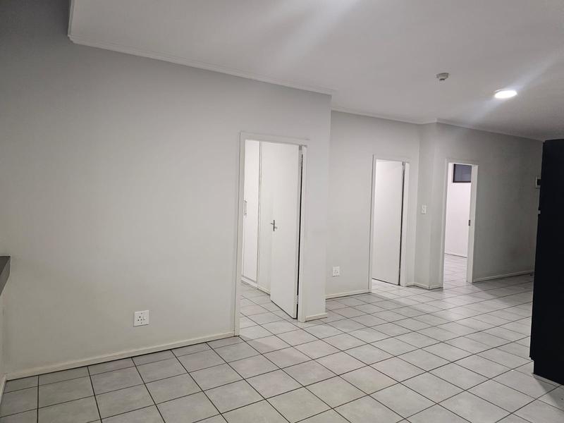 To Let 2 Bedroom Property for Rent in Florida Gauteng