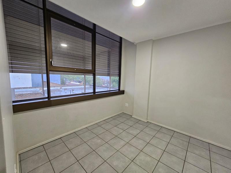 To Let 2 Bedroom Property for Rent in Florida Gauteng