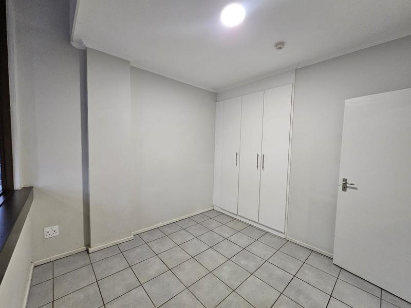 To Let 2 Bedroom Property for Rent in Florida Gauteng