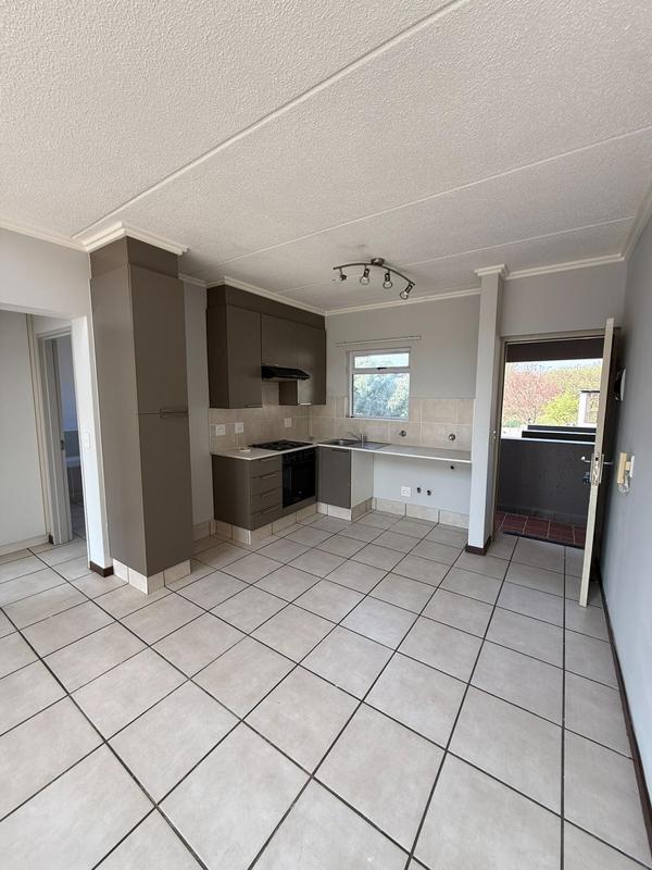 1 Bedroom Property for Sale in Bryanston Gauteng