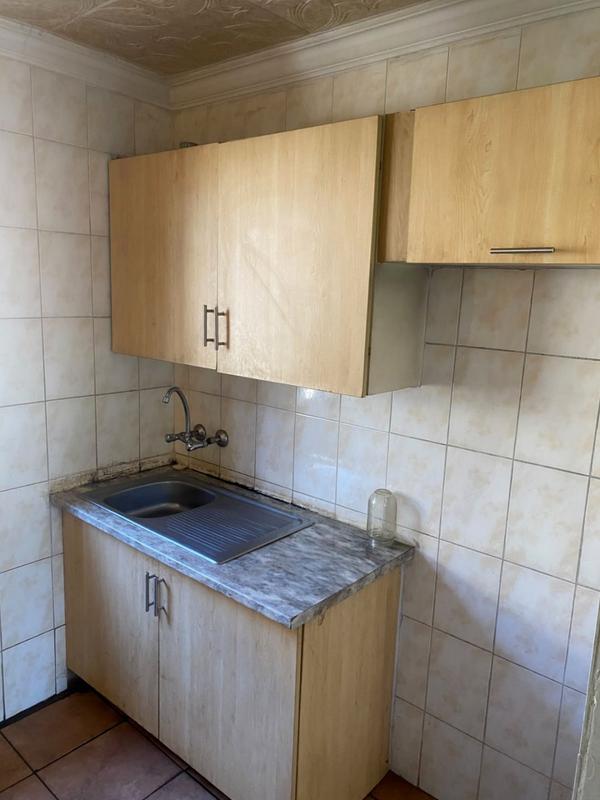 4 Bedroom Property for Sale in Protea North Gauteng