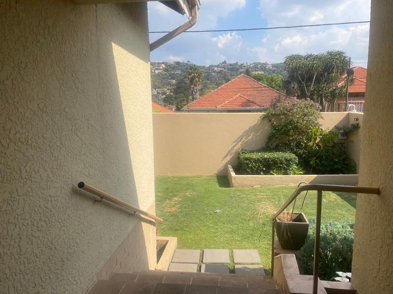 To Let 4 Bedroom Property for Rent in Linksfield Gauteng