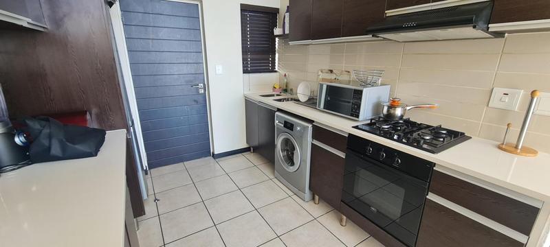 To Let 2 Bedroom Property for Rent in Greenstone Hill Gauteng