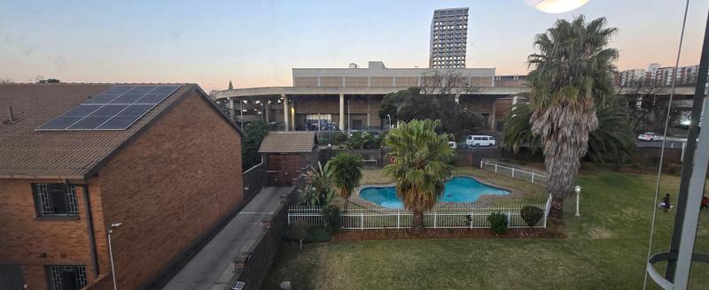1 Bedroom Property for Sale in Bedford Gardens Gauteng