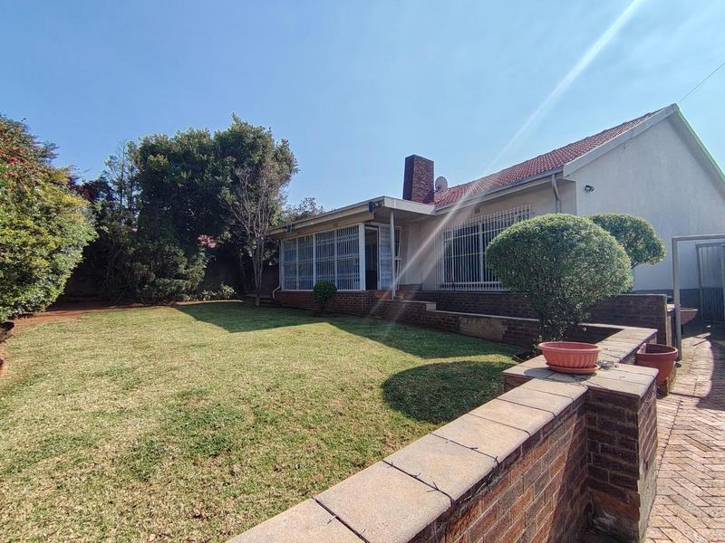 3 Bedroom Property for Sale in Dawnview Gauteng