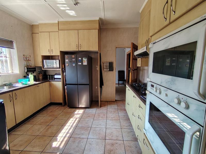 3 Bedroom Property for Sale in Dawnview Gauteng