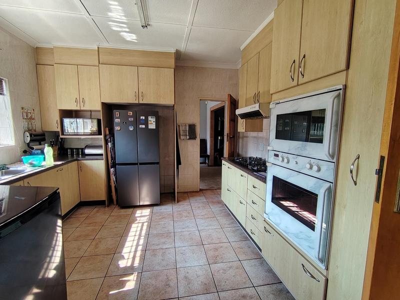 3 Bedroom Property for Sale in Dawnview Gauteng
