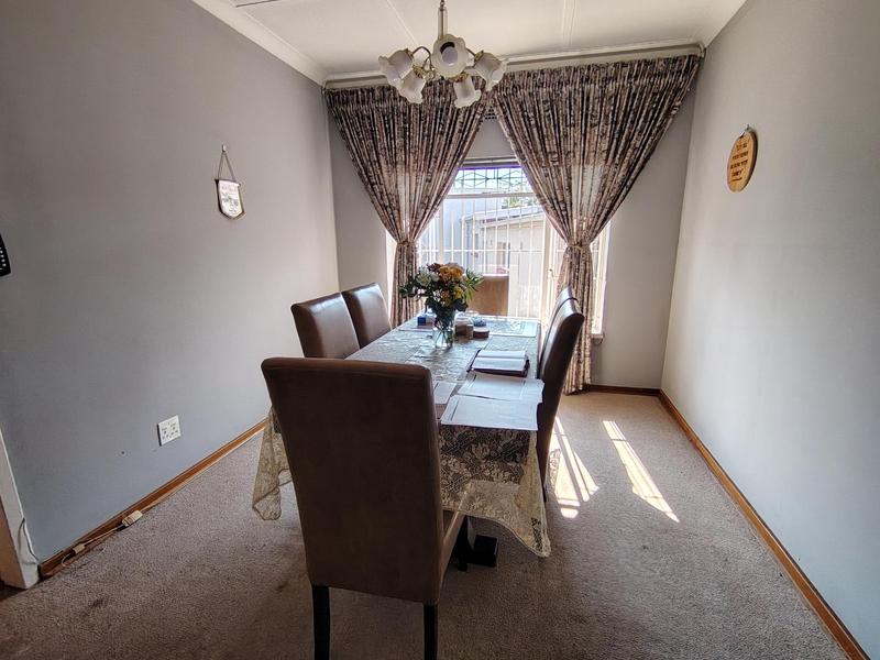 3 Bedroom Property for Sale in Dawnview Gauteng