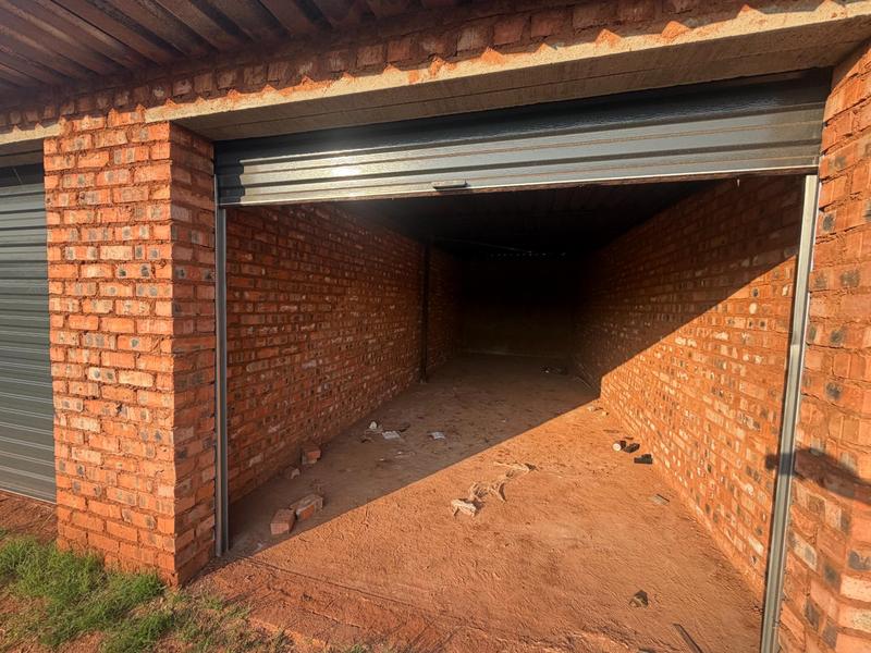 To Let Commercial Property for Rent in Erasmia Gauteng
